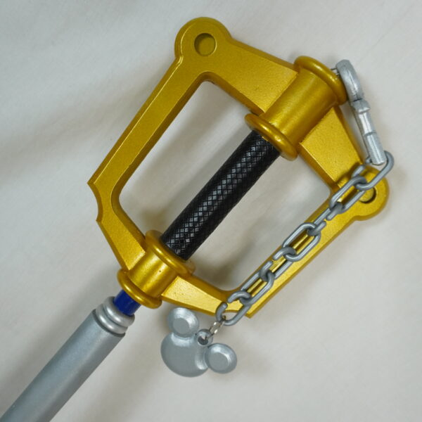 Kingdom Key Keyblade Kingdom Hearts for Sora Cosplay EVA Foam Prop for Costume or Wall Decoration