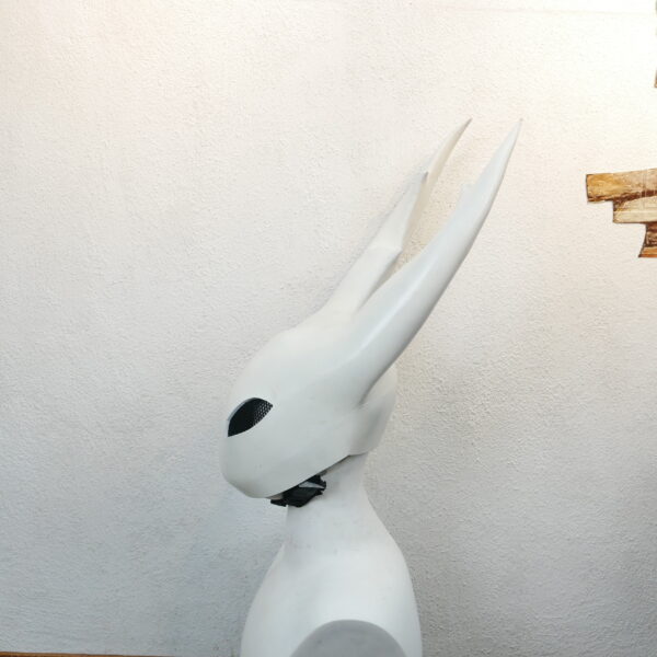 P1350630 Pure Vessel Helmet and Armor Hollow Knight for Pure Vessel Cosplay EVA Foam Prop for Costume or Wall Decoration